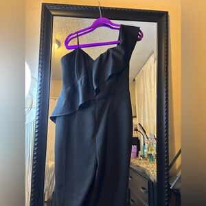 Adelyn Rae Black One Shoulder Dress